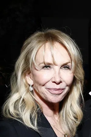 Trudie Styler photo