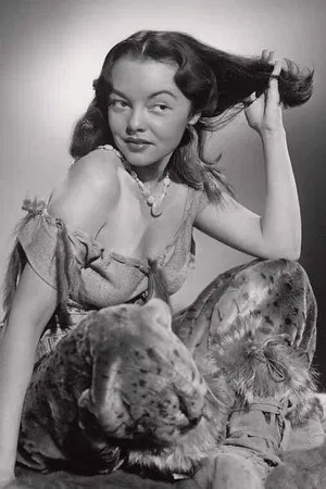 Gloria Saunders photo