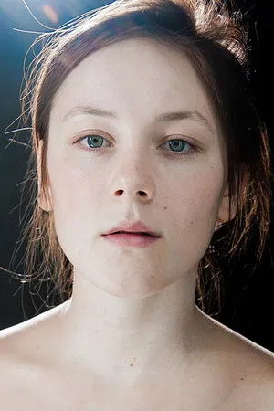 Polina Chernyshova photo