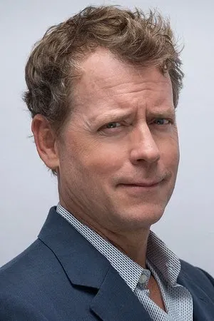 Greg Kinnear photo