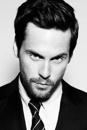 Tom Riley photo