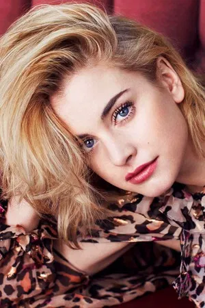 Stefanie Martini photo