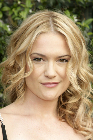 Victoria Pratt photo