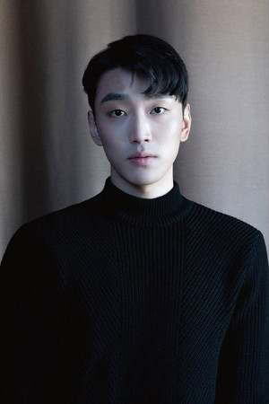 Chung Chan-young photo