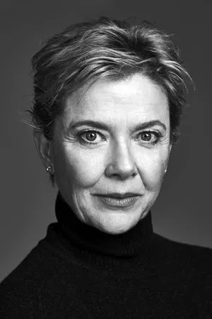 Annette Bening photo