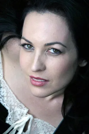 Grey DeLisle photo