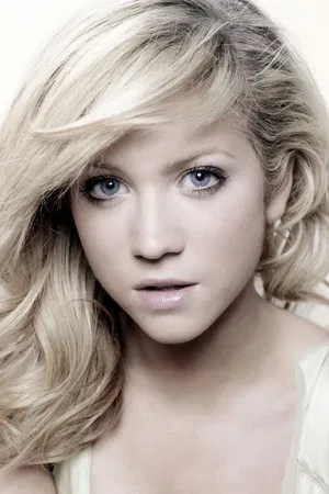 Brittany Snow photo
