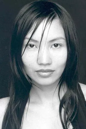 Trần Nữ Yên Khê photo