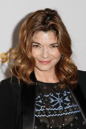 Laura San Giacomo photo