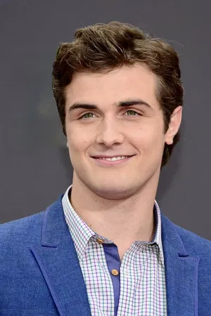 Beau Mirchoff photo
