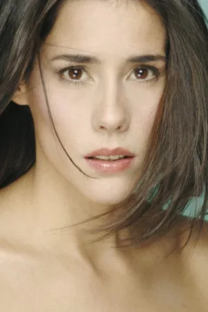 Gianella Neyra photo