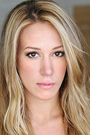 Haylie Duff photo