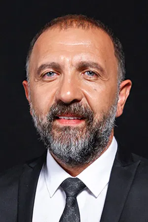 Ertuğrul Postoğlu photo