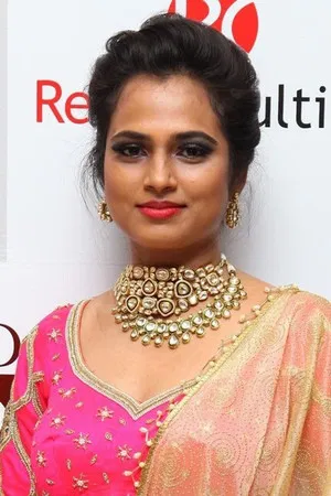 Ramya Pandian photo