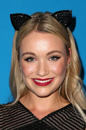 Katrina Bowden photo