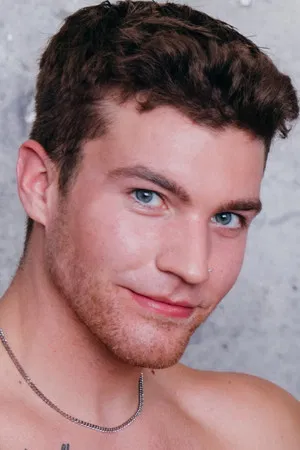 Carter Collins photo