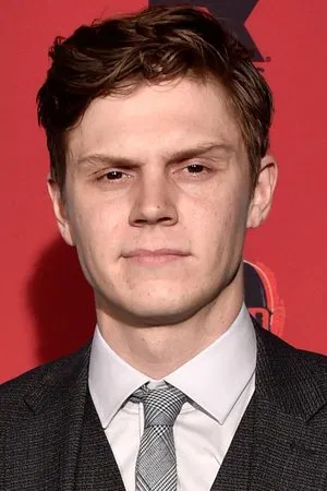 Evan Peters photo