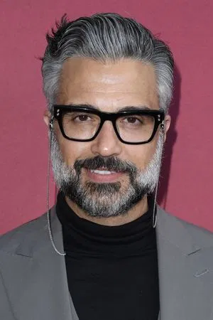 Jaime Camil photo