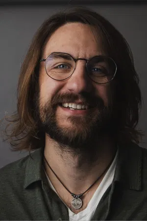 Travis Carlson photo