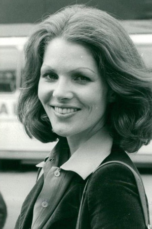 Hildegard Neil photo