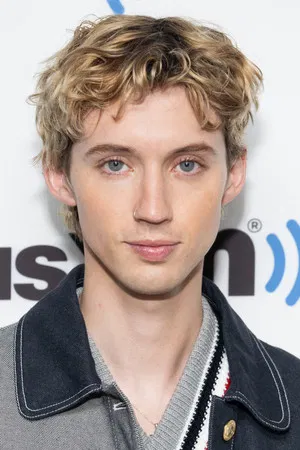 Troye Sivan photo