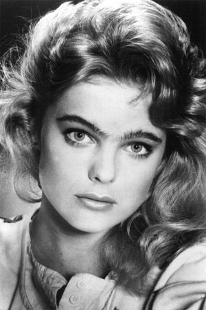 Erika Eleniak photo
