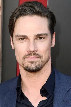 Jay Ryan photo