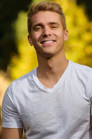 Andrew Neighbors photo