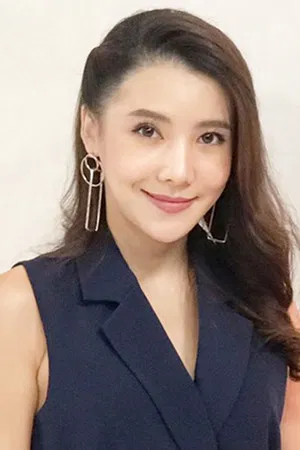 Parprae Tharunya Manoleehakul photo