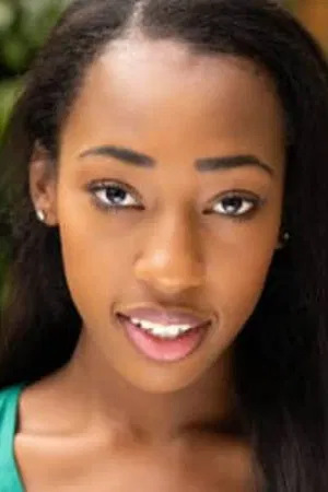 Charis Gullage photo