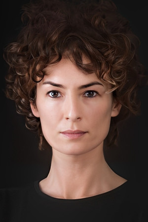 Özlem Düvencioğlu photo