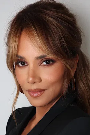 Halle Berry photo