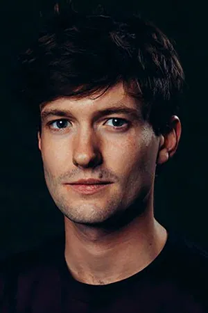 Drew MacFarlane photo