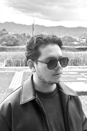 Calet Gómez Chaves photo