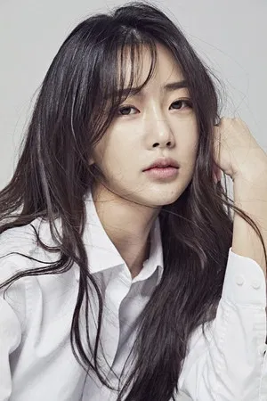 Park Soo-bin photo