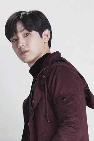 Thitipoom Techa-apaikhun photo