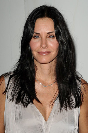 Courteney Cox photo