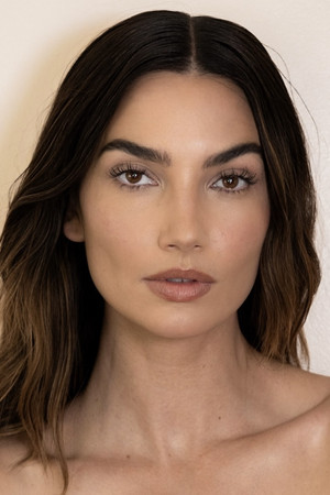 Lily Aldridge photo
