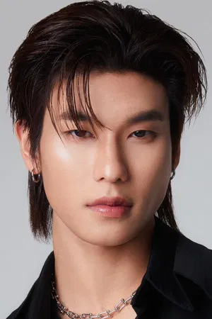 Kantapon Jindataweephol photo