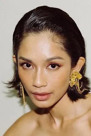 Faradina Mufti photo