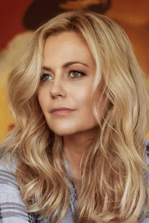 Rachael Carpani photo