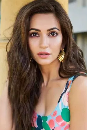 Kriti Kharbanda photo