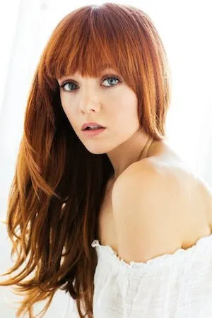 Hannah Rose May photo