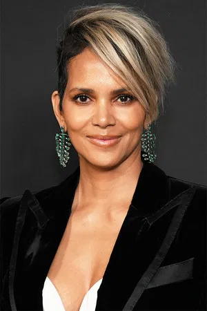 Halle Berry photo