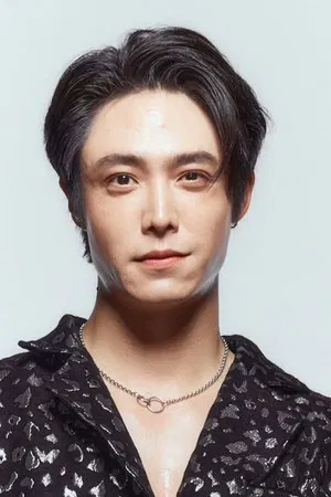 Elisha Triwiwatkul photo