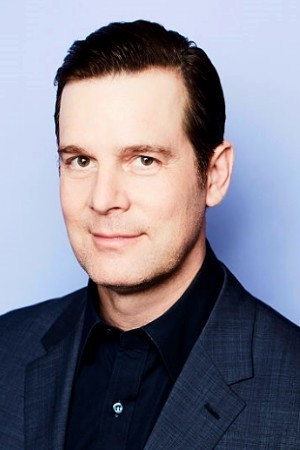 Peter Krause photo