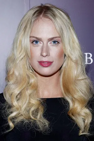 CariDee English photo