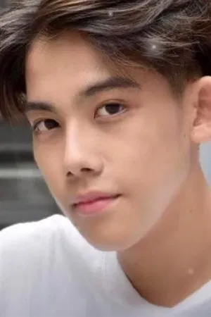 Krit Songdechakraiwut photo