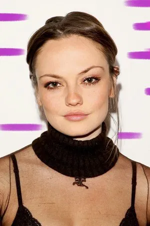 Emily Meade photo