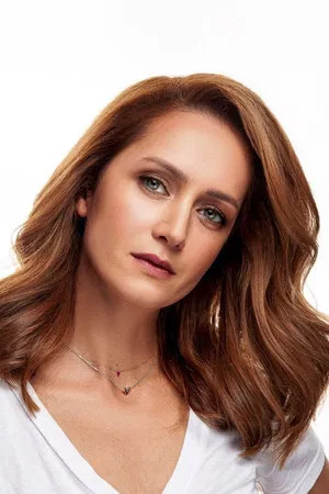 Viktoriya Isakova photo